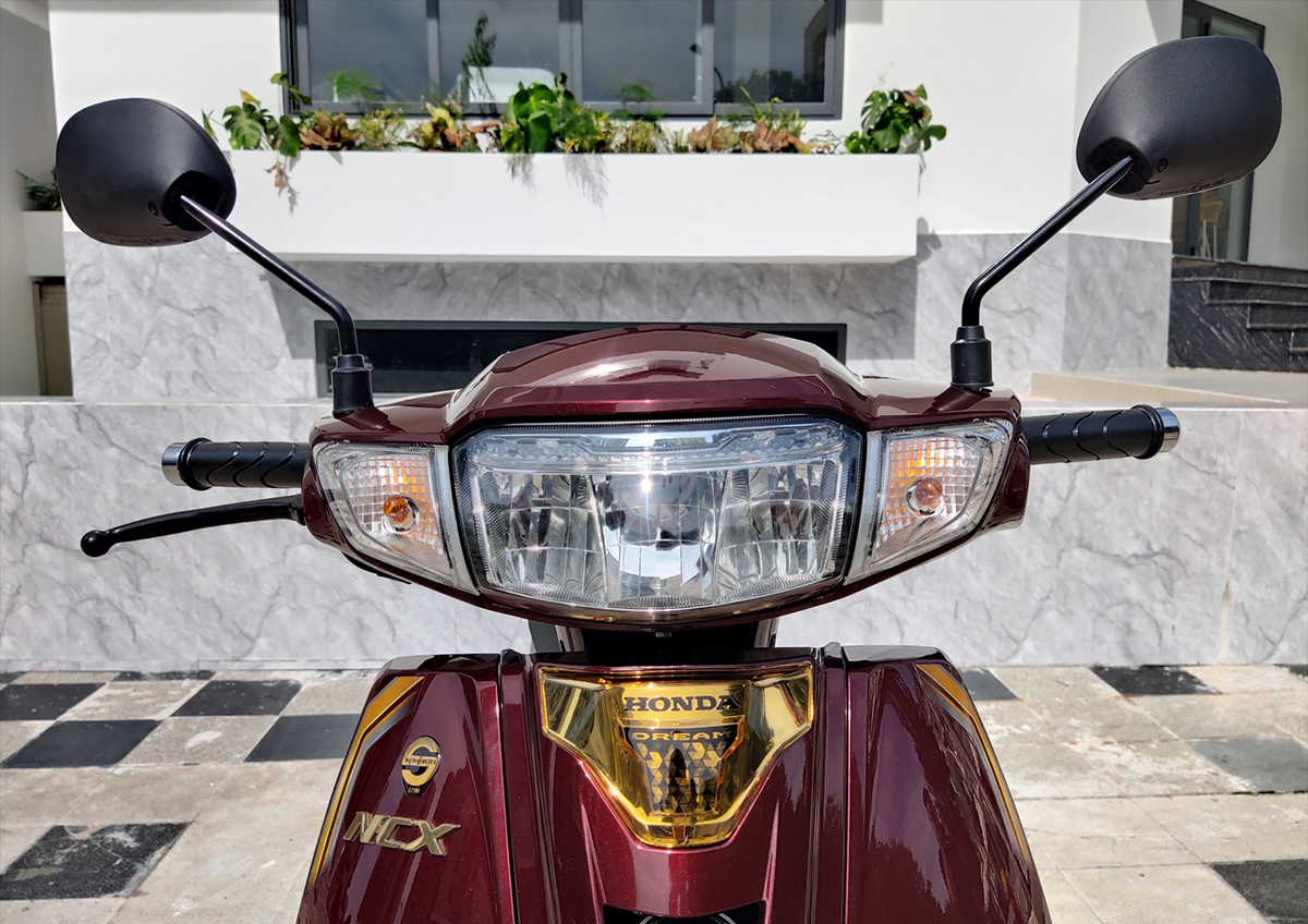 đèn pha Dream 125 NCX 2024 màu đỏ